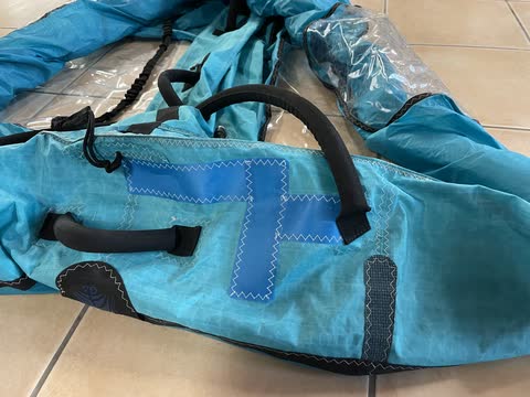 Reparatur in der Dekker Segelmacherei Hamburg, Bild 9 von 13
