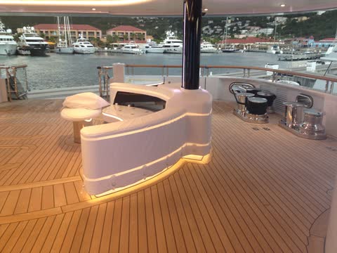 Weathercover für eine Megayacht, Dekker Segelmacherei Hamburg, Bild 9 von 10