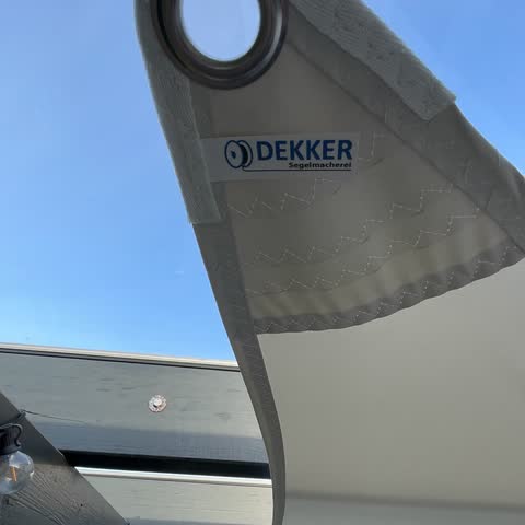 Sonnenschutz nach Maß von der Dekker Segelmacherei Hamburg, Bild 12 von 21