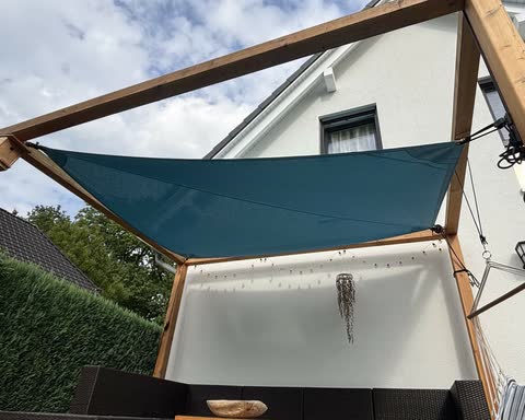 Sonnenschutz nach Maß von der Dekker Segelmacherei Hamburg, Bild 14 von 21